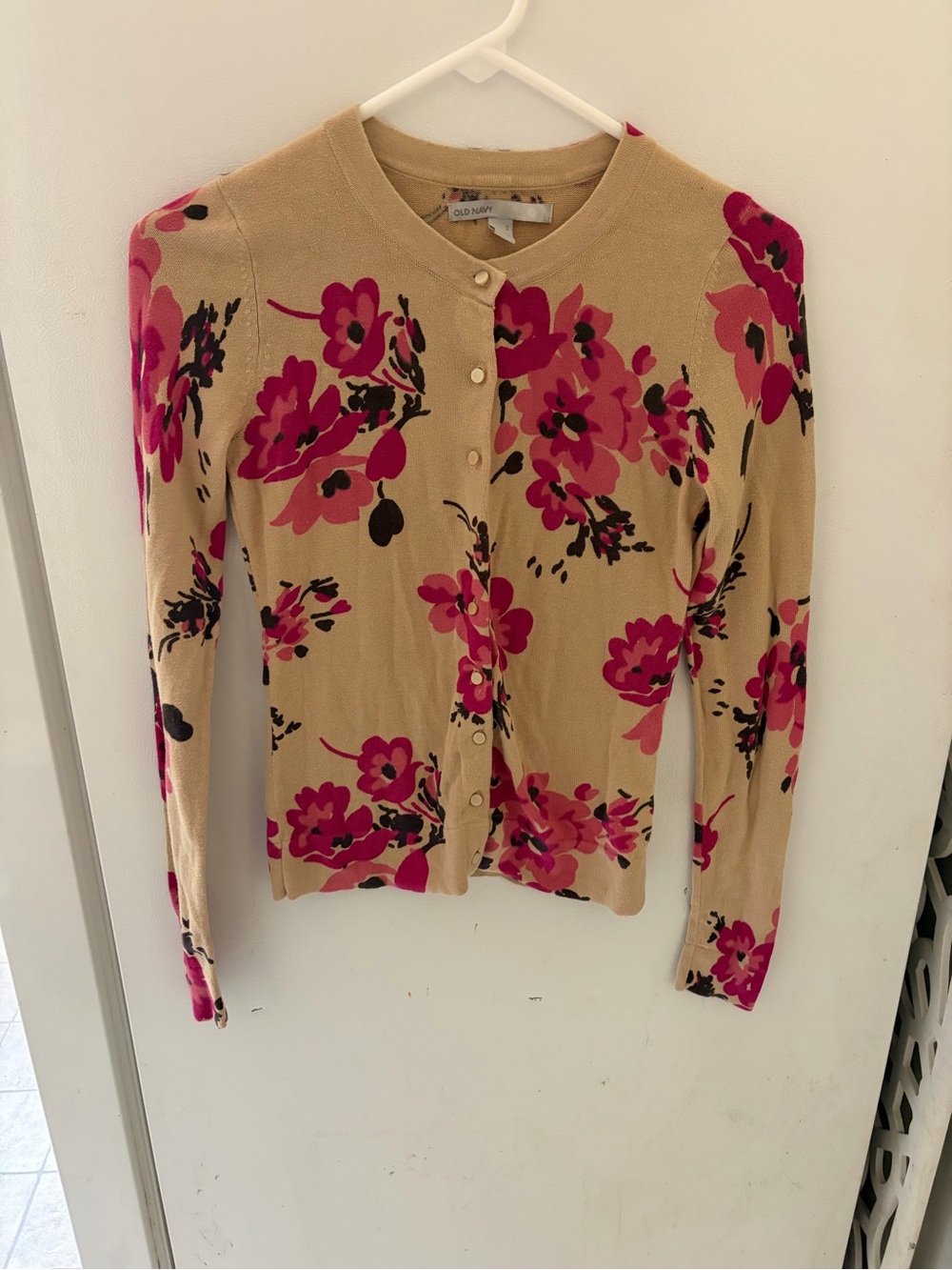 Y2K Old Navy Beige Cardigan with Hot Pink Floral Pattern